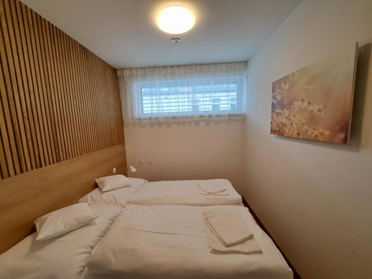 6Bits Apartments Jesenik Bagian luar foto